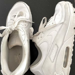 Men’s Nike Air Max shoes